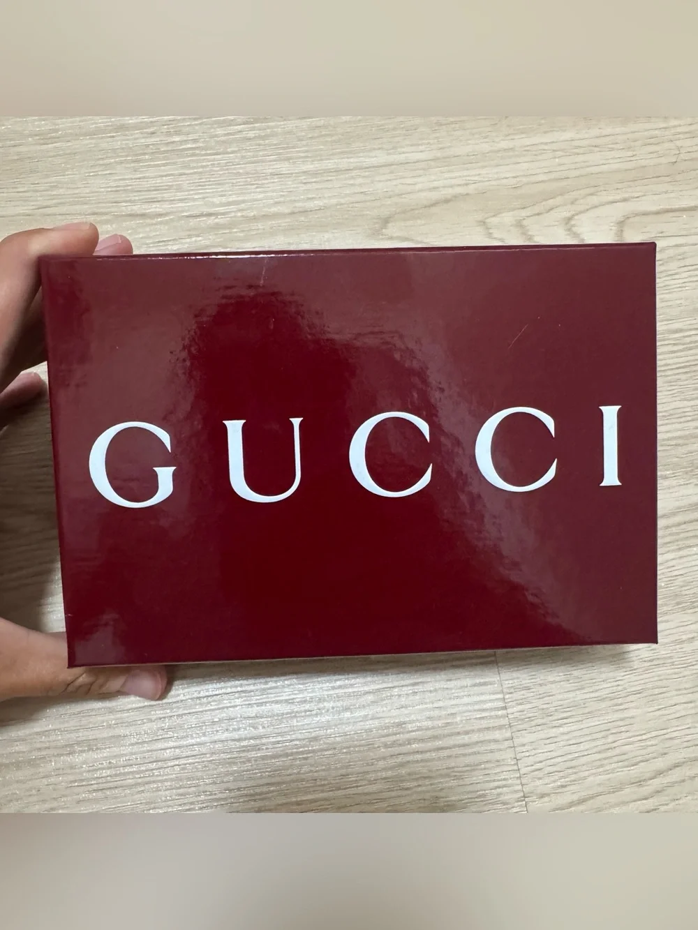Gucci AUTHENTIC GG Supreme Passport Cover case NEW